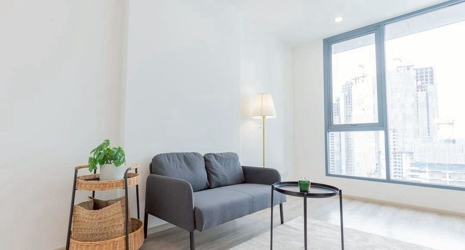 For sale 2 ベッドルーム condo in Bang Na, Bangkok