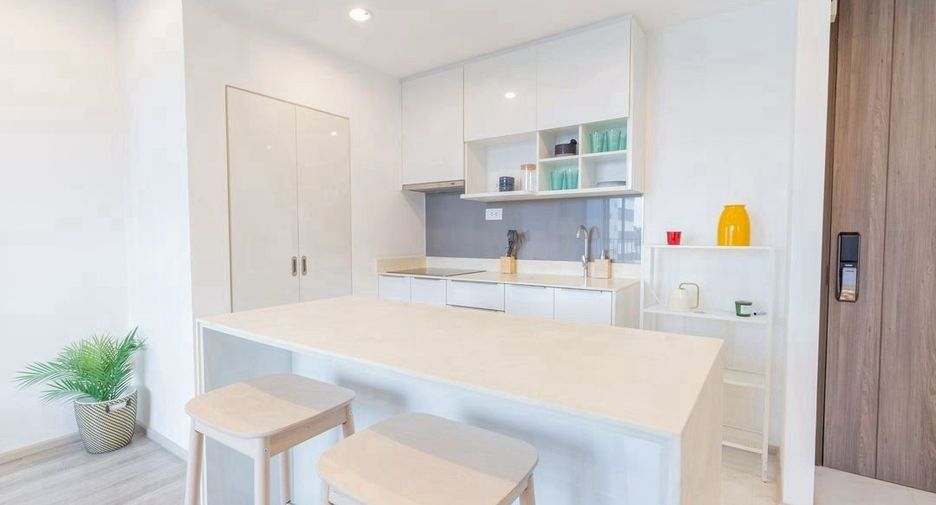 For sale 2 ベッドルーム condo in Bang Na, Bangkok