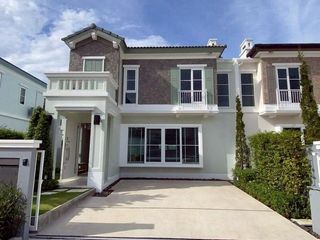 Haus zur Miete und zum Kauf mit 3 Zimmer in Prawet, Bangkok