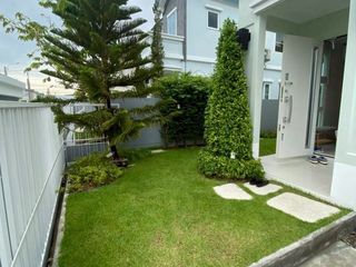 Haus zur Miete und zum Kauf mit 3 Zimmer in Prawet, Bangkok