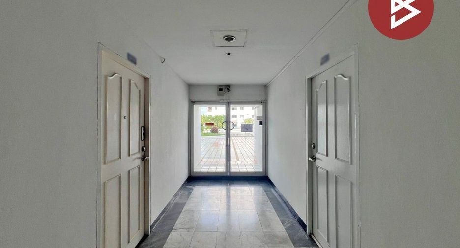For sale 1 bed condo in Wang Thonglang, Bangkok