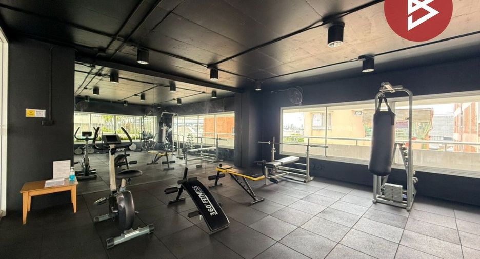 For sale 1 bed condo in Wang Thonglang, Bangkok