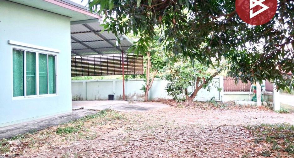For sale 2 bedrooms house in Mueang Uttaradit, Uttaradit