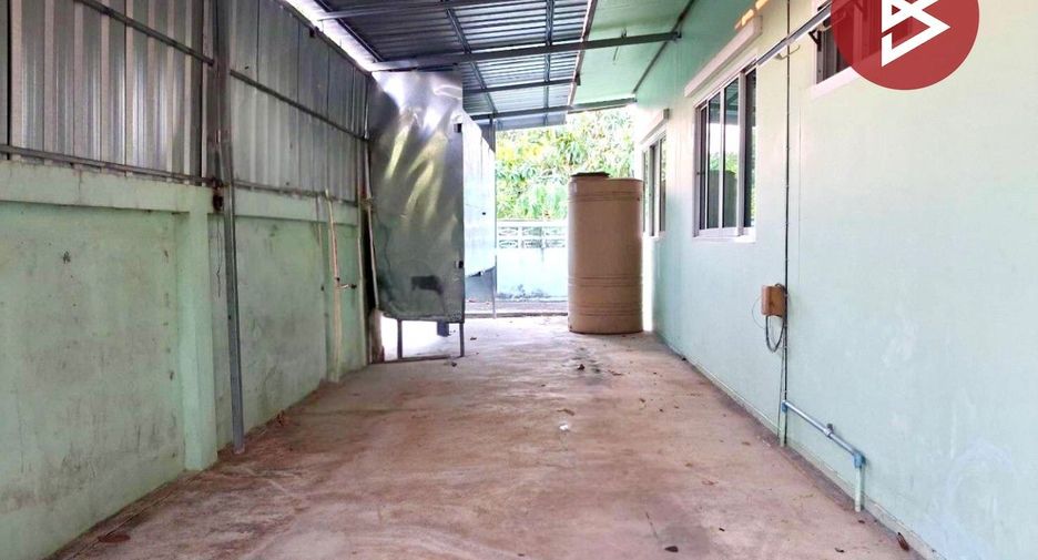 For sale 2 bedrooms house in Mueang Uttaradit, Uttaradit