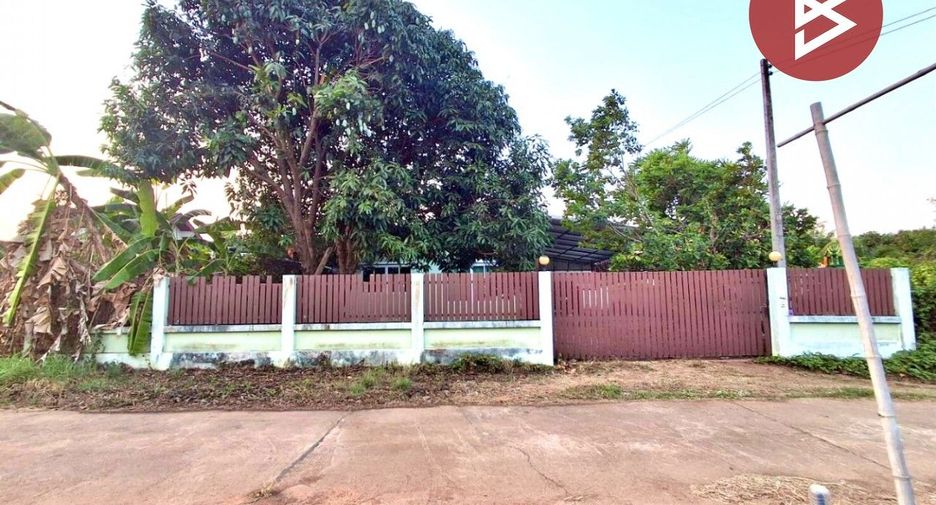 For sale 2 bedrooms house in Mueang Uttaradit, Uttaradit