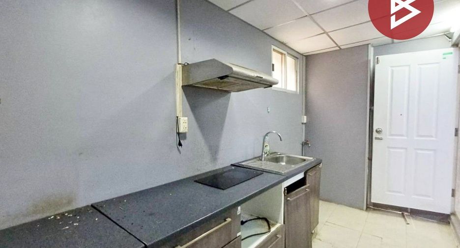 For sale 2 bedrooms townhouse in Bang Sao Thong, Samut Prakan