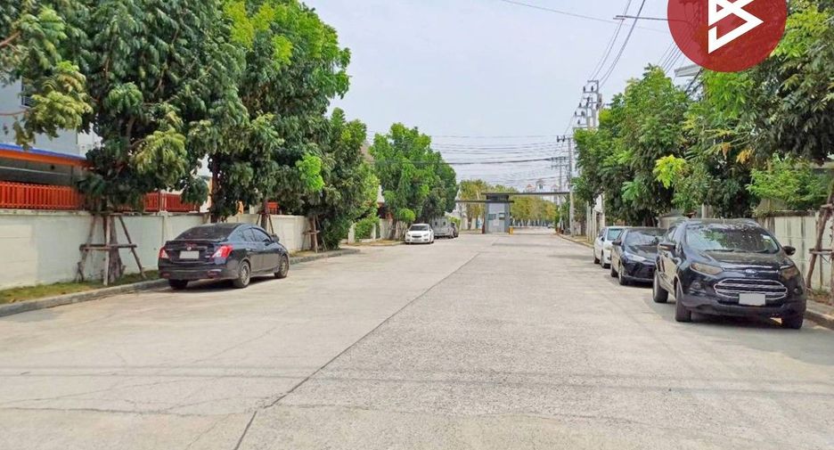 For sale 2 bedrooms townhouse in Bang Sao Thong, Samut Prakan