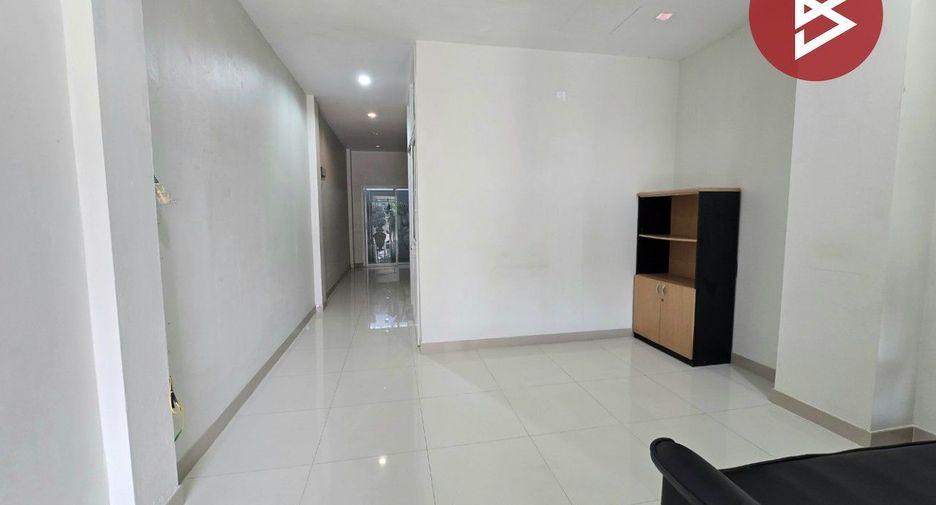 For sale 2 bedrooms townhouse in Khlong Sam Wa, Bangkok