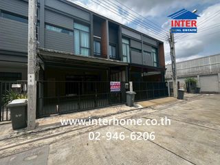 For sale 2 ベッドルーム townhouse in Saphan Sung, Bangkok