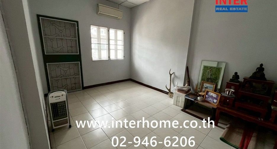 For sale 3 bedrooms townhouse in Bueng Kum, Bangkok