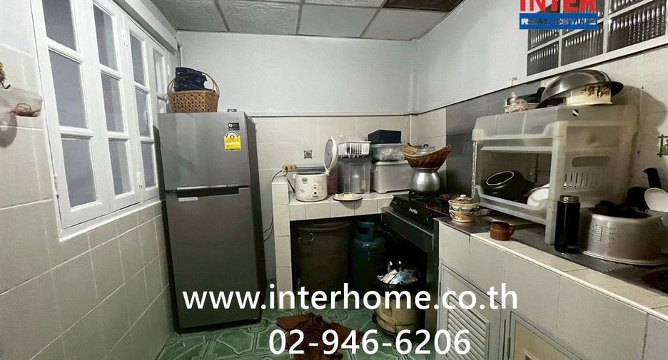 For sale 3 bedrooms townhouse in Bueng Kum, Bangkok