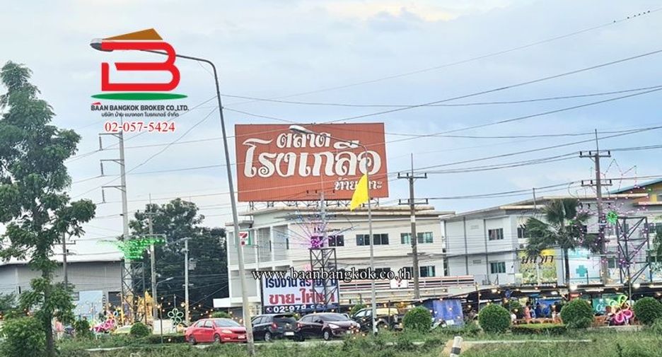 For sale land in Sam Khok, Pathum Thani