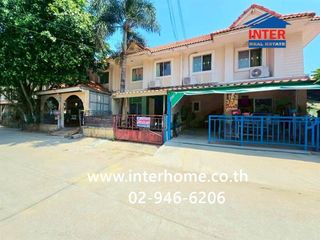 Casa adosada en venta de 3 habitaciones en Phra Samut Chedi, Samut Prakan