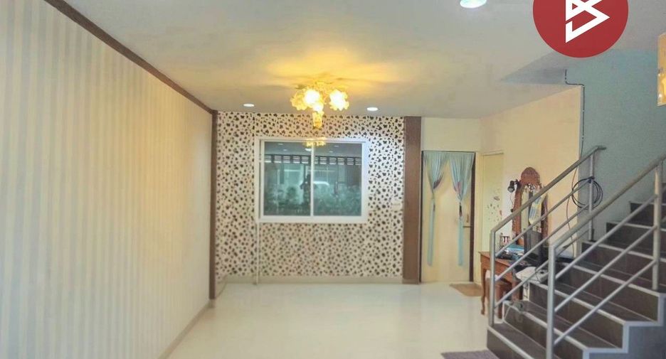 For sale 3 bedrooms townhouse in Mueang Chanthaburi, Chanthaburi