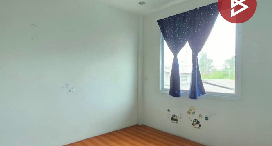 For sale 3 bedrooms townhouse in Mueang Chanthaburi, Chanthaburi