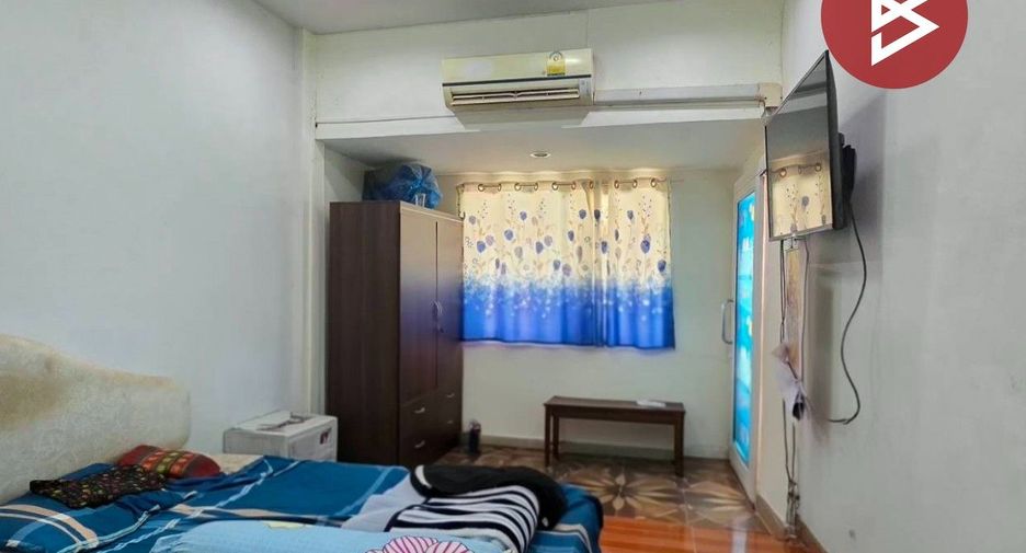 For sale 3 bedrooms townhouse in Mueang Chanthaburi, Chanthaburi