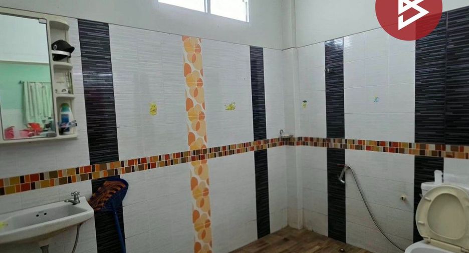 For sale 3 bedrooms townhouse in Mueang Chanthaburi, Chanthaburi
