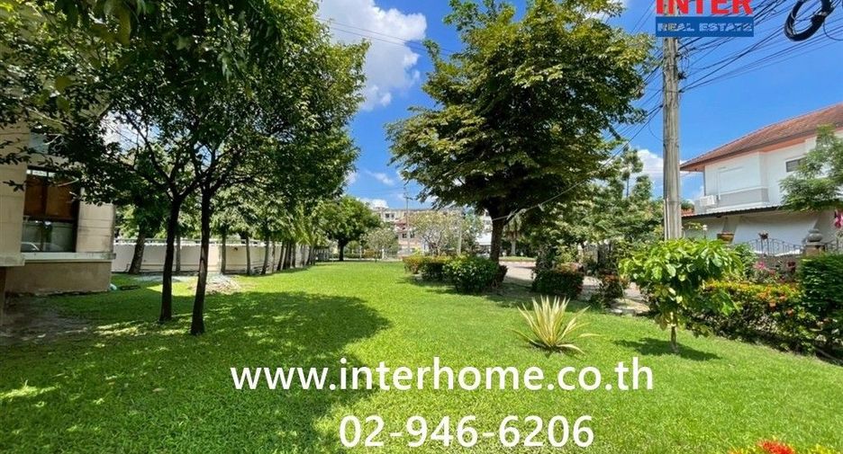 For sale 3 bedrooms house in Sai Mai, Bangkok