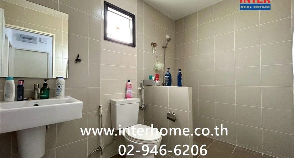For sale 3 bedrooms townhouse in Bang Bo, Samut Prakan