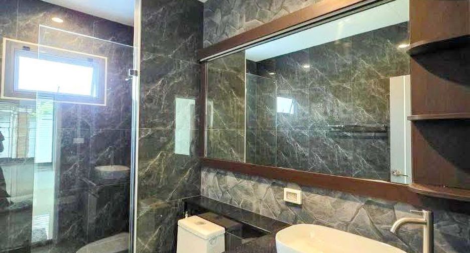Villa en venta de 3 habitaciones en Huay Yai, Pattaya