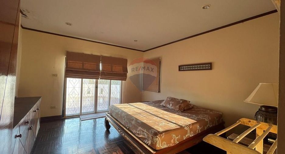 For sale 4 bedrooms villa in Ko Samui, Surat Thani