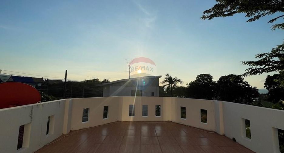 For sale 4 bedrooms villa in Ko Samui, Surat Thani