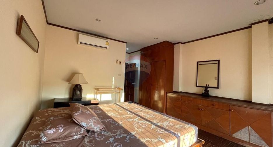 For sale 4 bedrooms villa in Ko Samui, Surat Thani