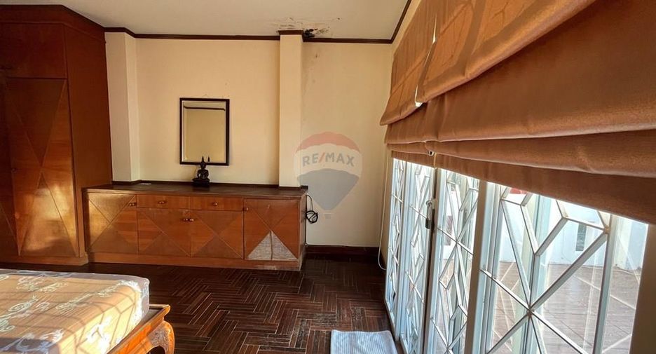 For sale 4 bedrooms villa in Ko Samui, Surat Thani