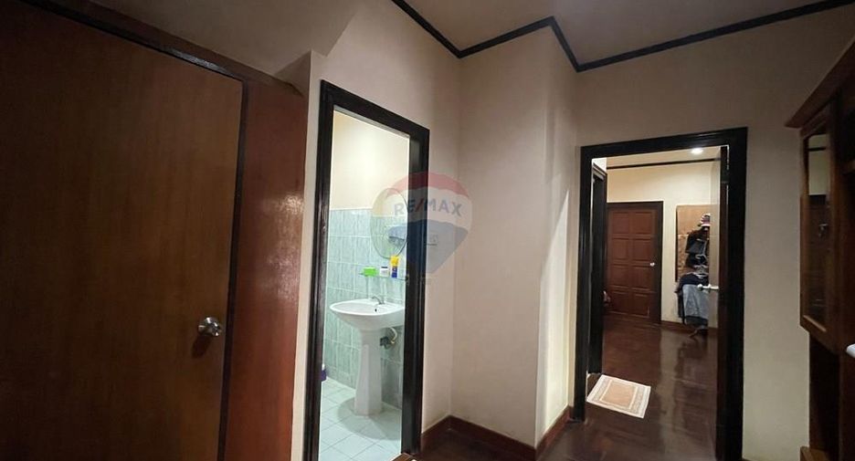 For sale 4 bedrooms villa in Ko Samui, Surat Thani