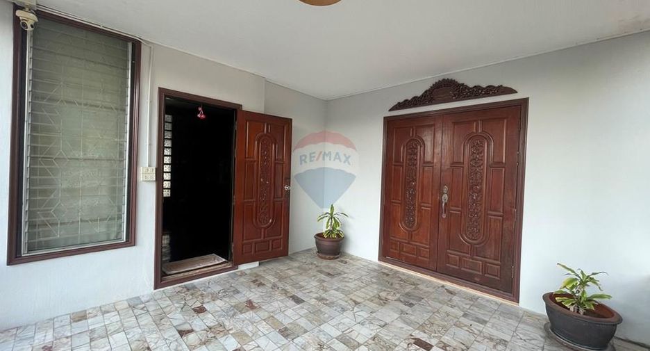For sale 4 bedrooms villa in Ko Samui, Surat Thani