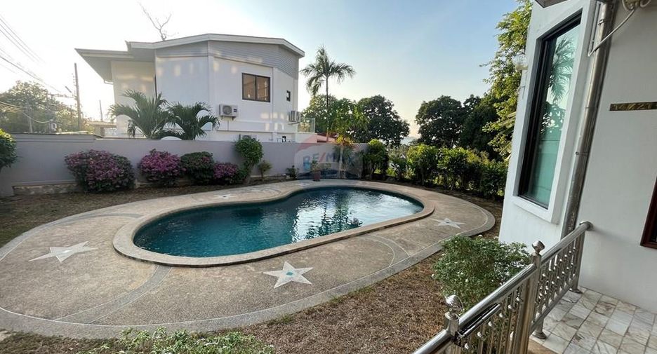 For sale 4 bedrooms villa in Ko Samui, Surat Thani