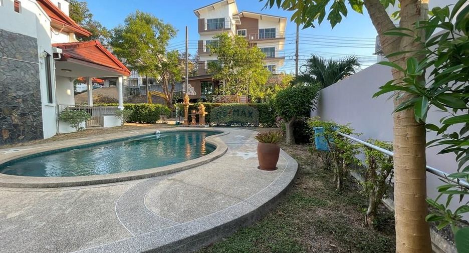 For sale 4 bedrooms villa in Ko Samui, Surat Thani