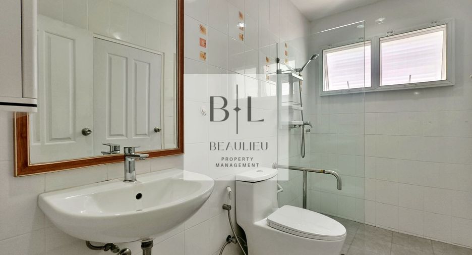For rent and for sale 3 bedrooms house in East Pattaya, Pattaya