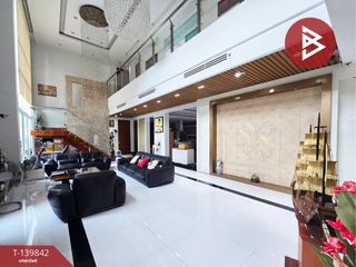 Продажа 8 спальни дом в Лат Пхрао, Бангкок