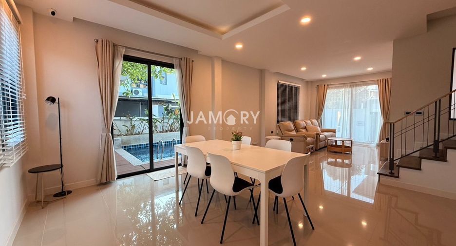 For rent 3 bedrooms villa in East Pattaya, Pattaya