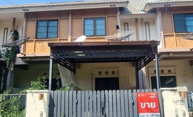 For sale 2 ベッドルーム townhouse in Mueang Chachoengsao, Chachoengsao