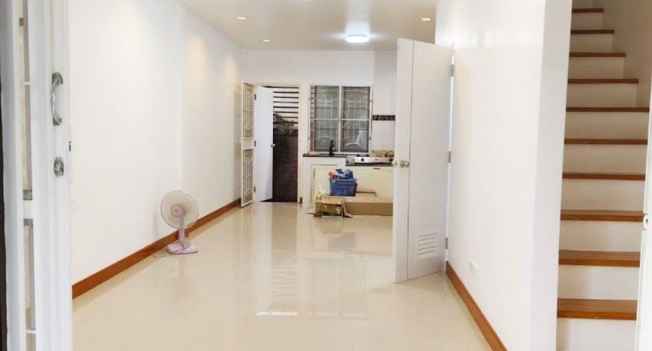 ขาย 2 ห้องนอน ทาวน์เฮ้าส์ ใน เมืองฉะเชิงเทรา, ฉะเชิงเทรา