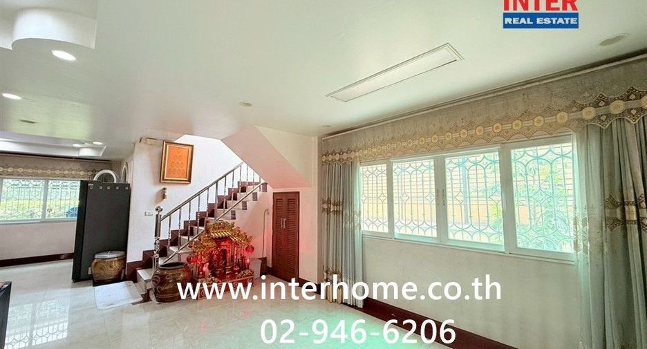 Haus zum Kauf mit 6 Zimmer in Bang Khae, Bangkok