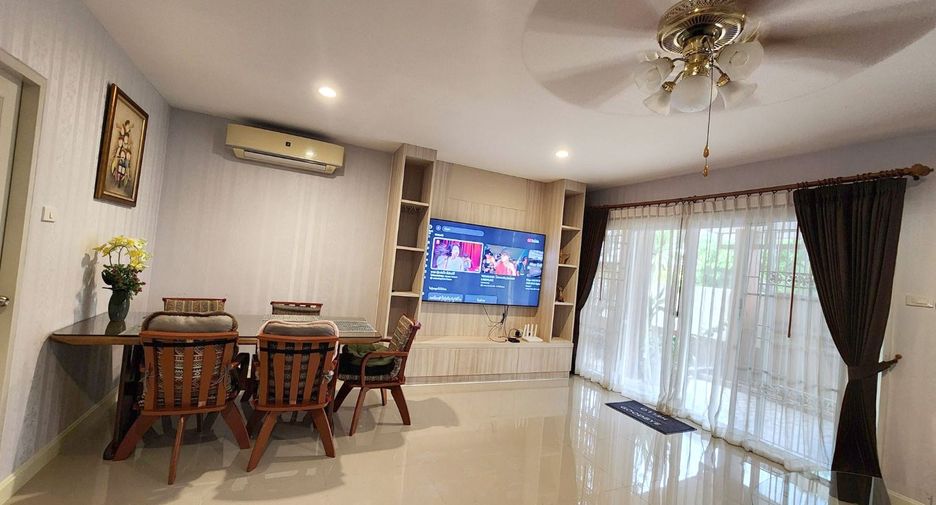 For rent 4 bedrooms house in Saraphi, Chiang Mai