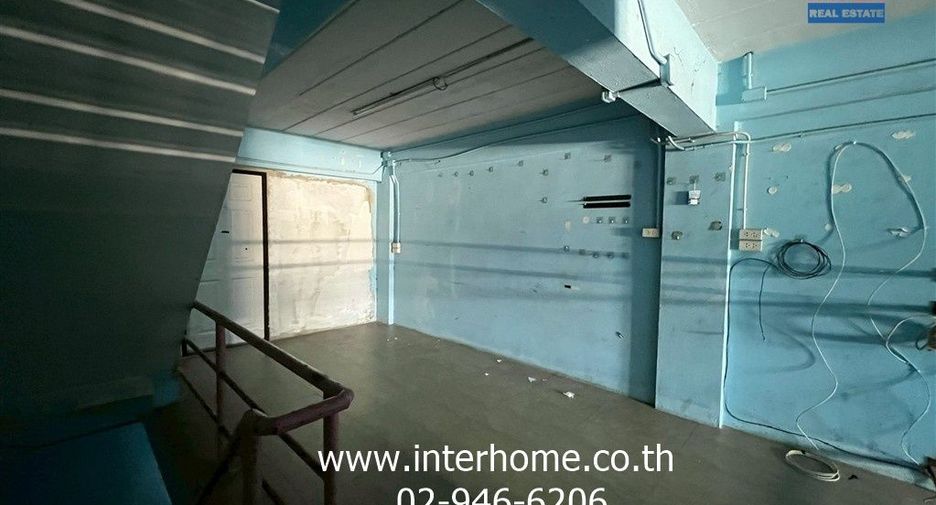 For sale 2 bedrooms retail Space in Khlong Sam Wa, Bangkok