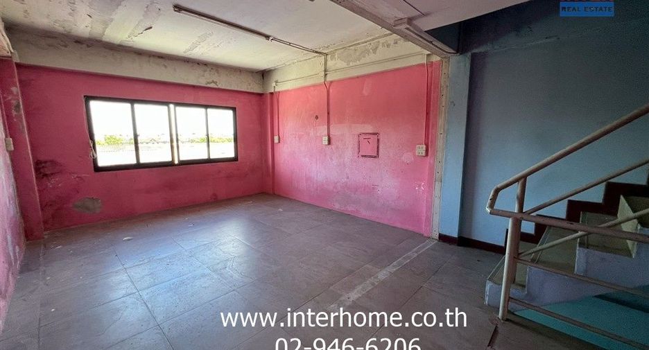 For sale 2 bedrooms retail Space in Khlong Sam Wa, Bangkok