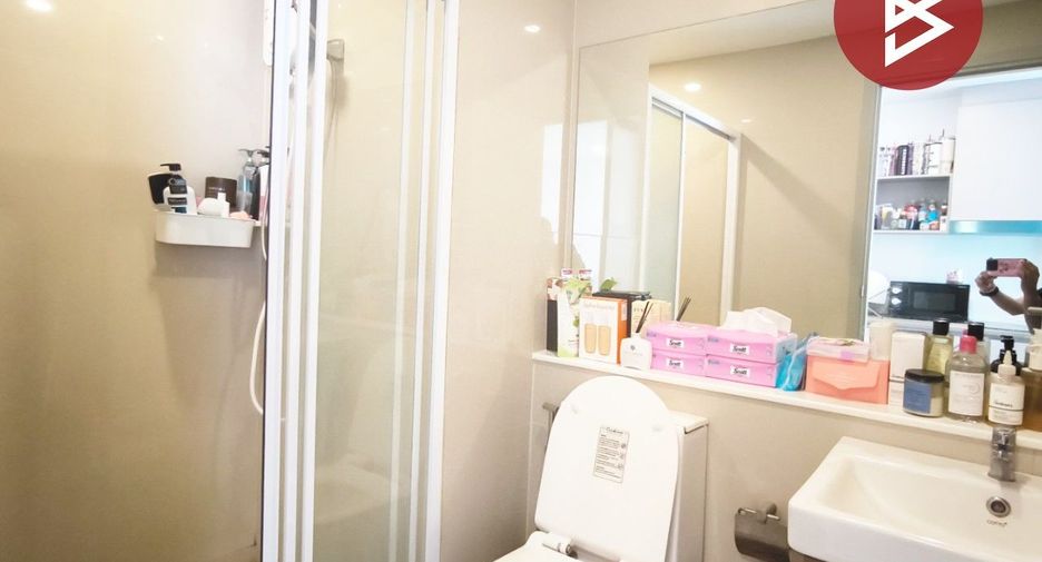 For sale 1 bed condo in Suan Luang, Bangkok