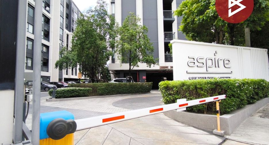 For sale 1 bed condo in Suan Luang, Bangkok