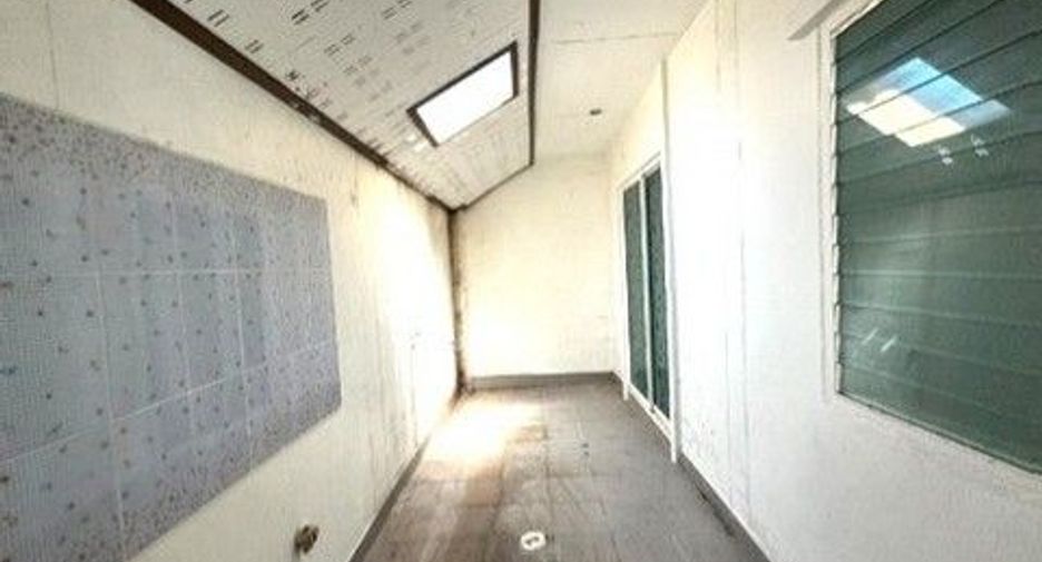 For sale 1 bed townhouse in Prachantakham, Prachin Buri