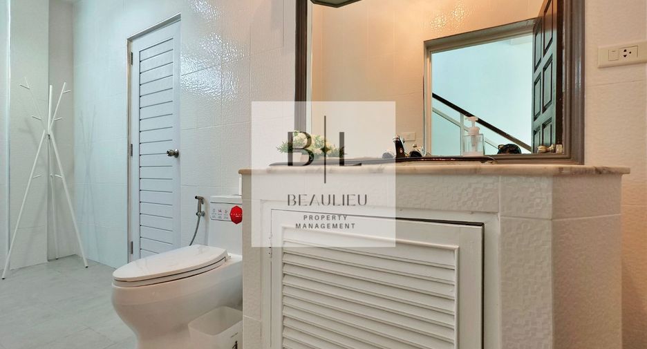 For sale and for rent 3 bedrooms house in Sattahip, Chonburi