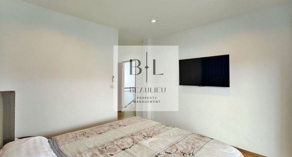 For sale and for rent 3 bedrooms house in Sattahip, Chonburi