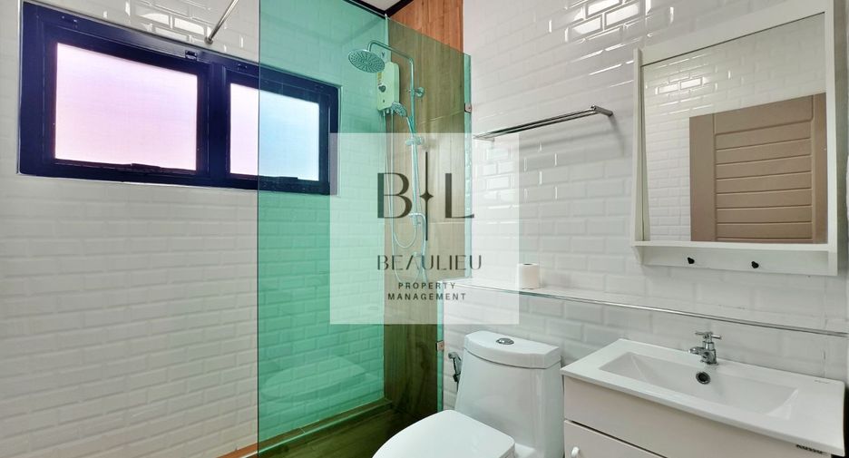 For sale and for rent 3 bedrooms house in Sattahip, Chonburi