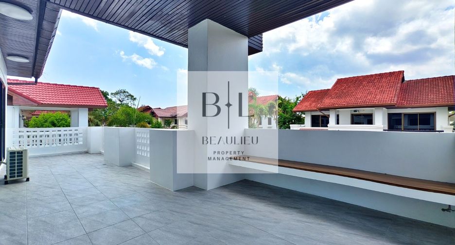 For sale and for rent 3 bedrooms house in Sattahip, Chonburi