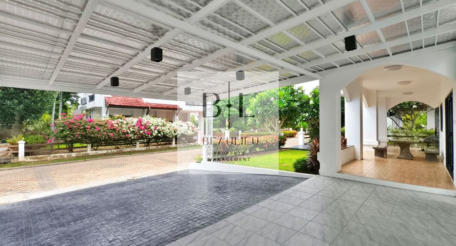 For sale and for rent 3 bedrooms house in Sattahip, Chonburi