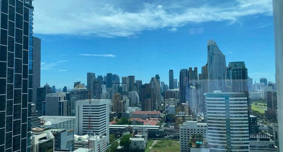 For rent office in Pathum Wan, Bangkok